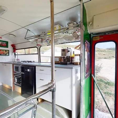 Gozo Bus Glamping Xagħra